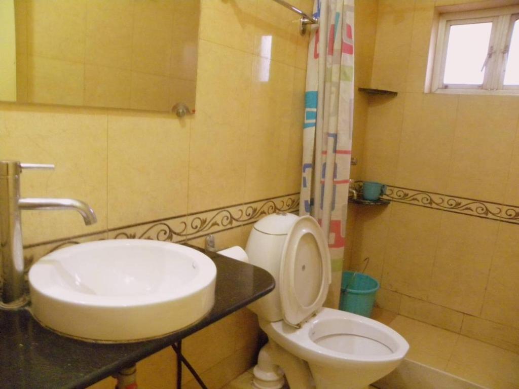 Hotel Esplanade Chambers Kolkata Bagian luar foto