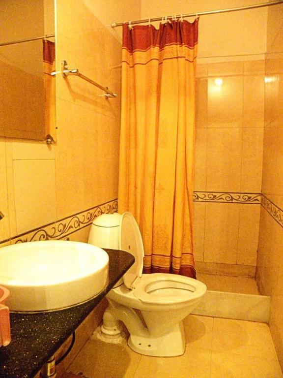 Hotel Esplanade Chambers Kolkata Bagian luar foto