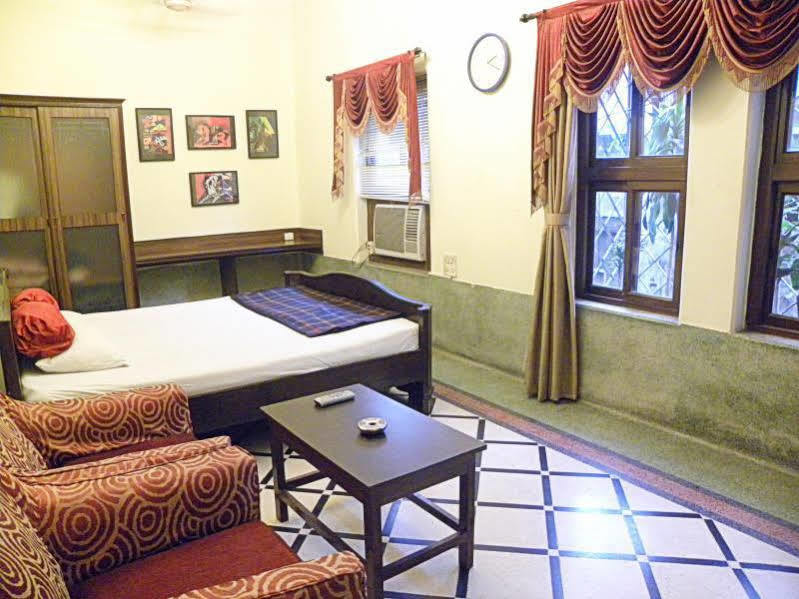 Hotel Esplanade Chambers Kolkata Bagian luar foto